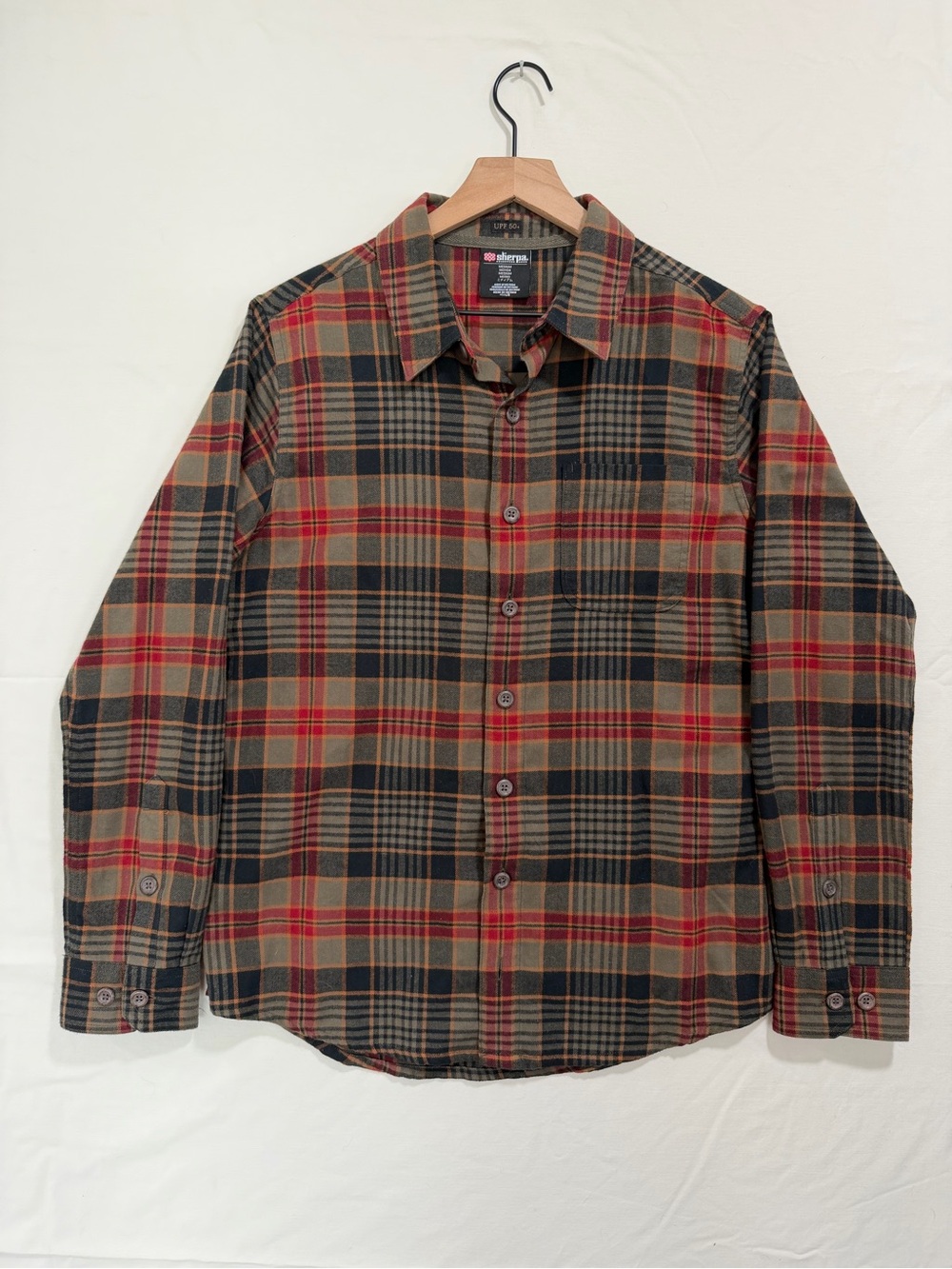 Sherpa Adventure Gear Plaid Flannel Shirt Men’s Medium UPF 50+ Hiking Outdoor